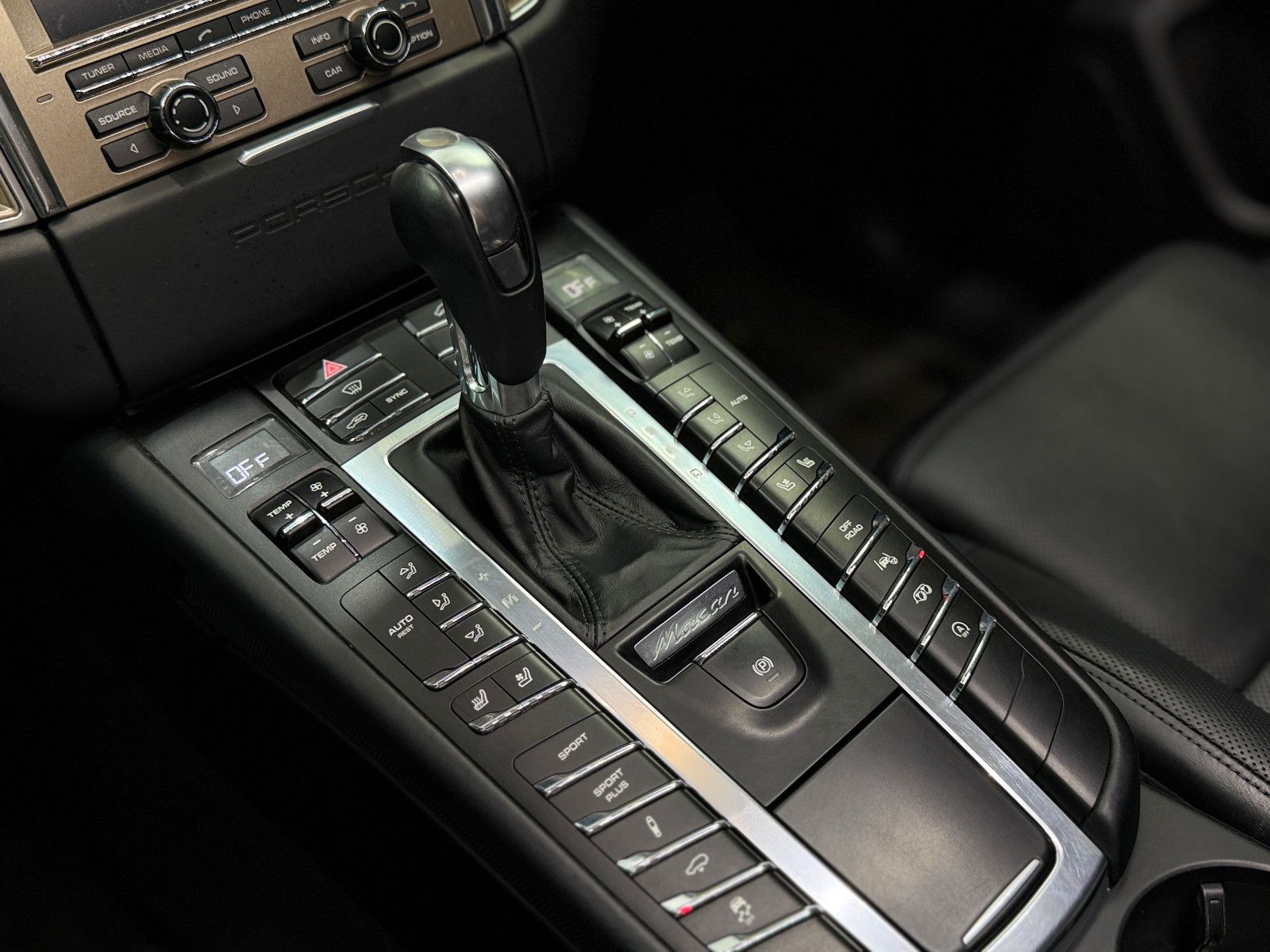 Fahrzeugabbildung Porsche Macan S Diesel |PANO|360°|LED|BOSE|VOLL
