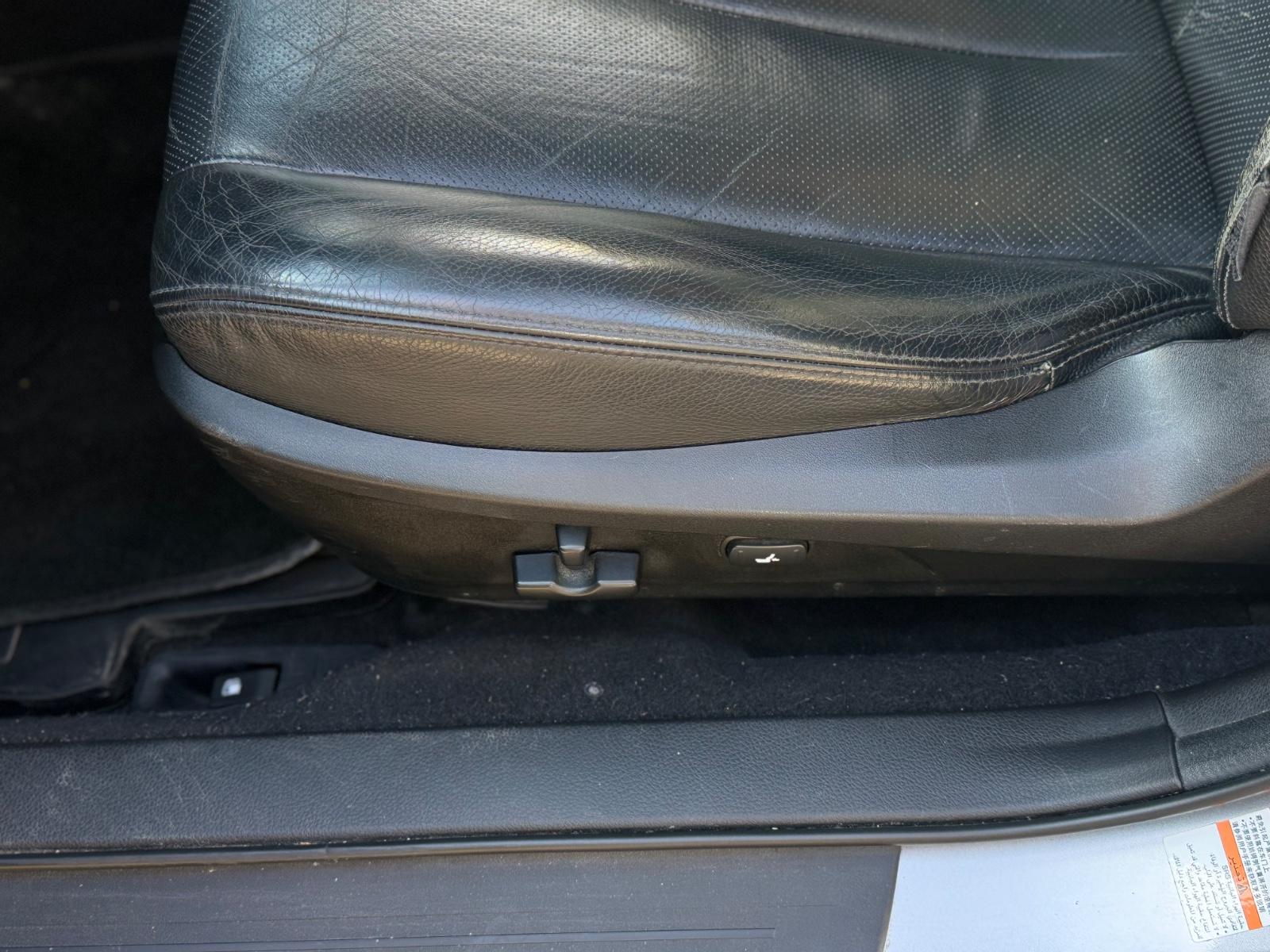 Subaru Outback 2010 — photo 19