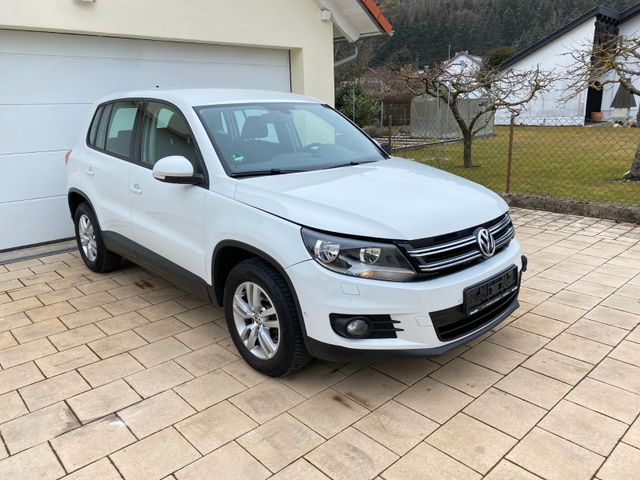 Volkswagen Tiguan Trend & Fun BMT / 1. Hand / Unfall