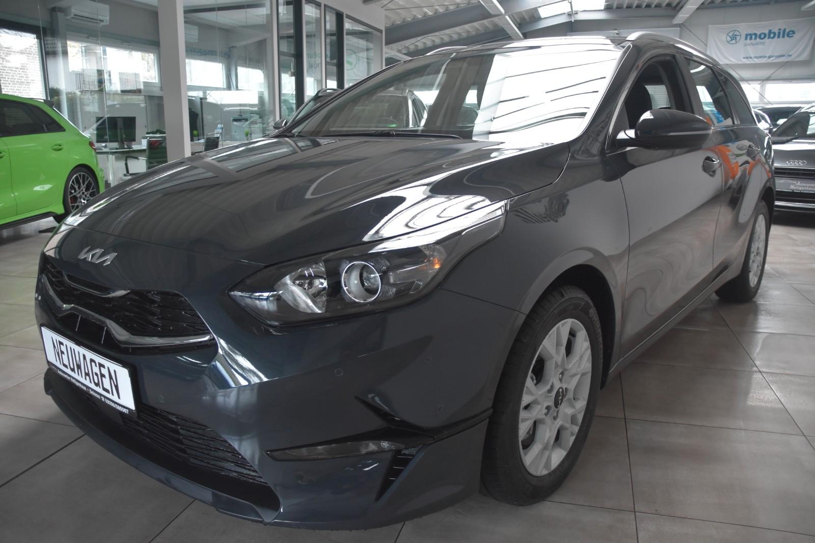 Kia Ceed SW Ultimate Edition DCT Navi Kamera SCC