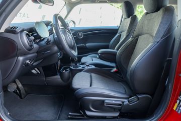 MINI Cooper SE - 12
