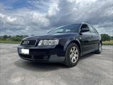Audi A4 B6 2.0 Benziner Automatik TÜV  - Audi A4 aus 2002: Kombi