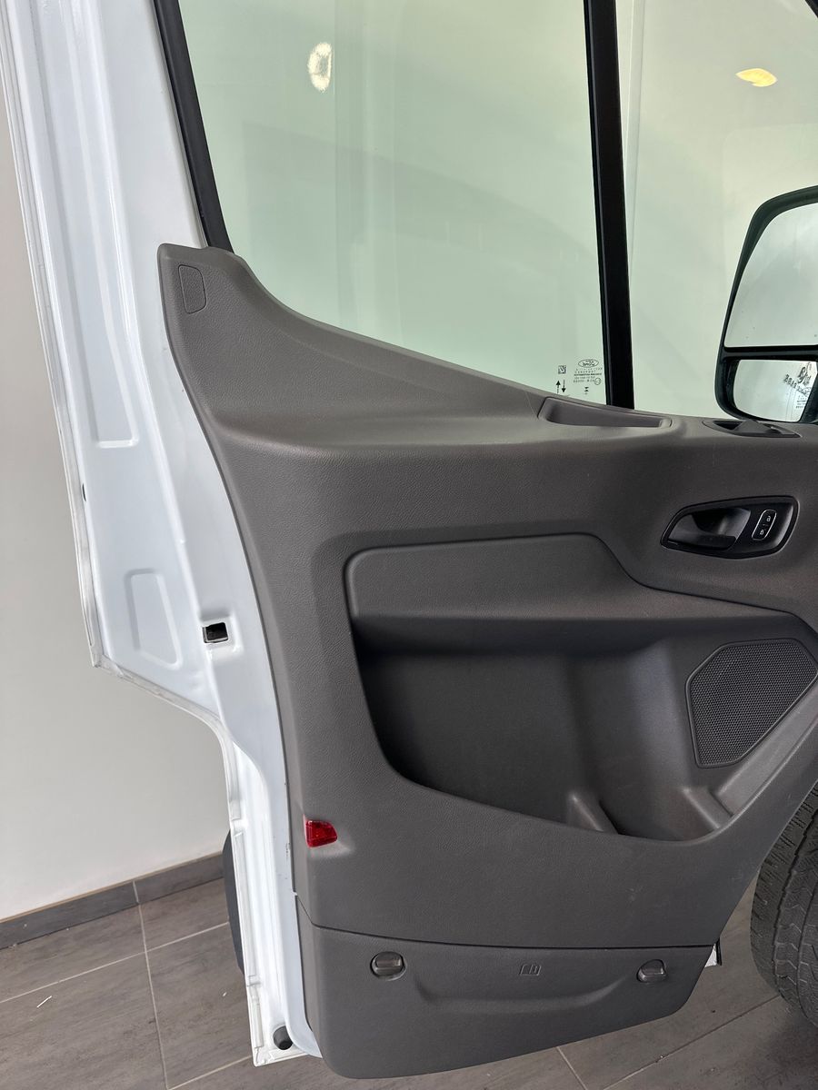 Fahrzeugabbildung Ford Transit FT 350 L3H2 KLIMA+PDC+SHZ+TEMPOMAT+1HD
