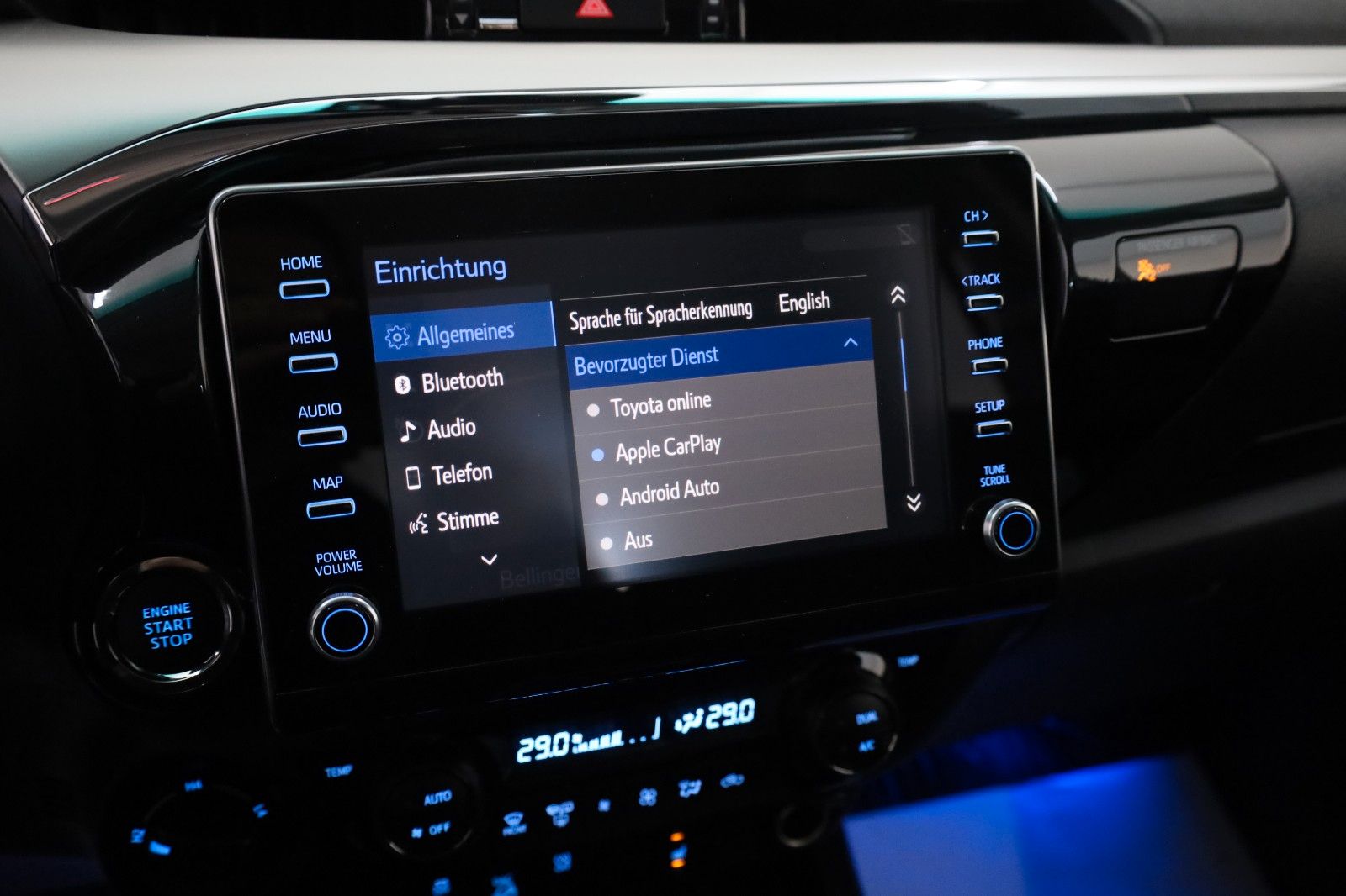 Fahrzeugabbildung Toyota Hilux 2.8 Executive,Navi,LED,Rollo,Rollbügel,AHK