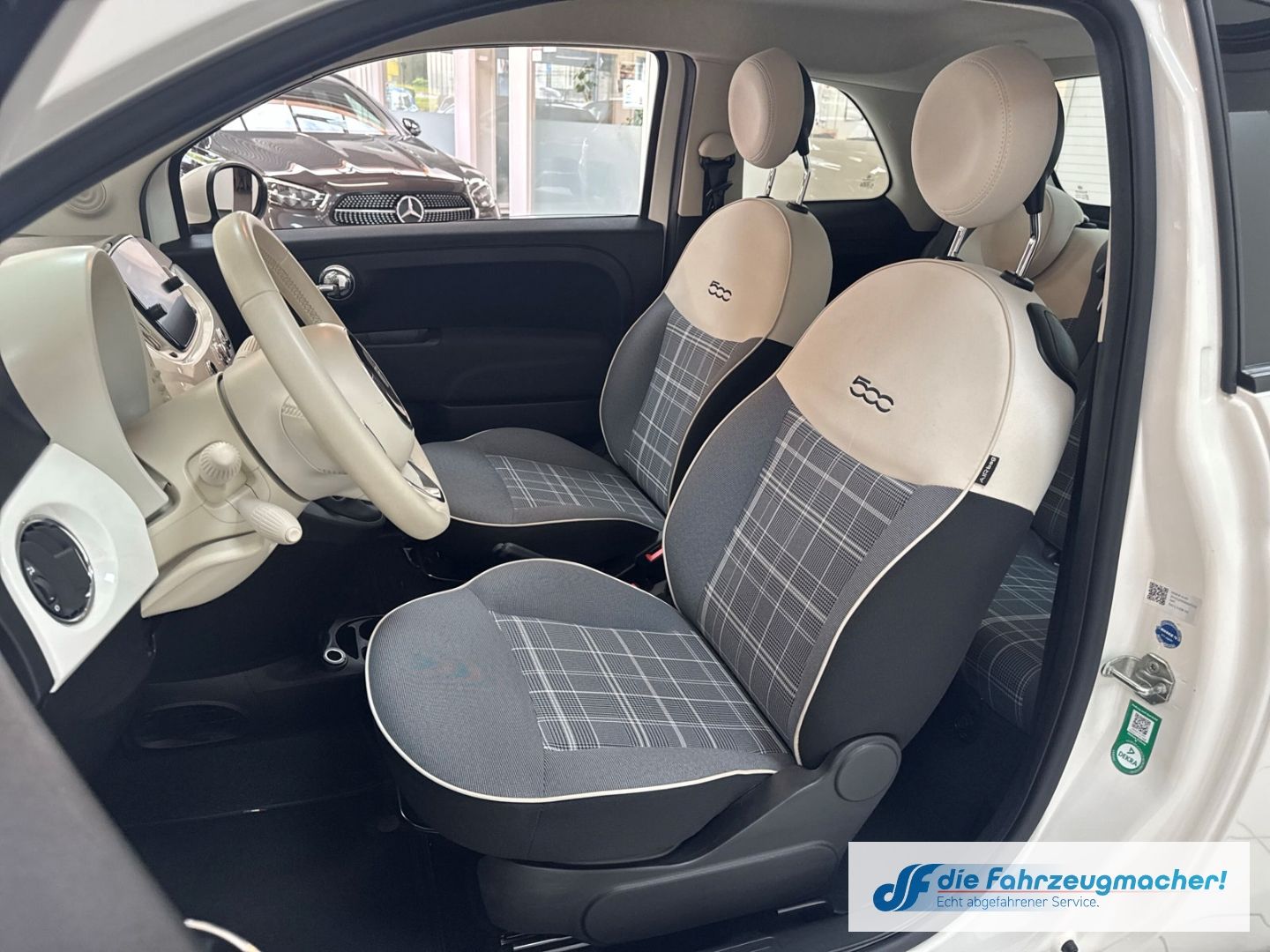 Fahrzeugabbildung Fiat 500 Lounge 1.0 Mild Hybrid EU6d Apple CarPlay An