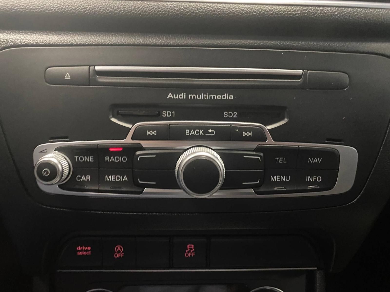 Fahrzeugabbildung Audi Q3 1.4 16V TFSI Sport+AHK+NAVIGATION+Keyless+PDC