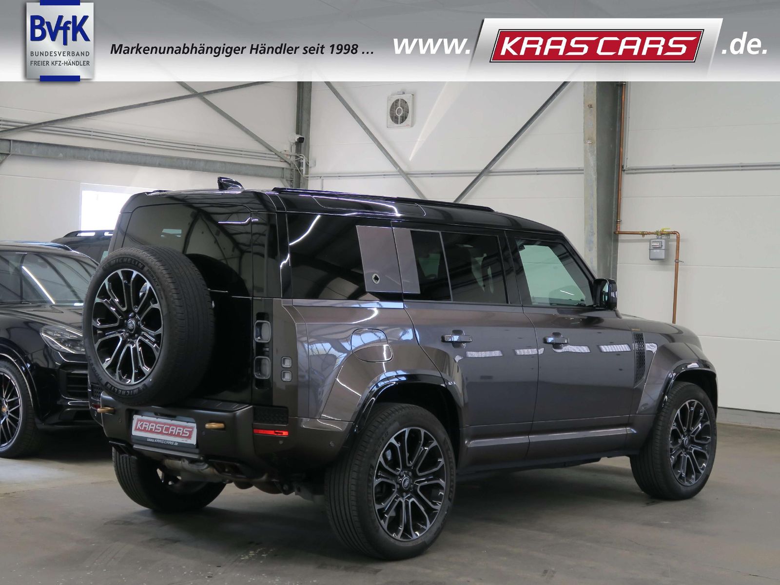Land Rover Defender 110 P635 OCTA 1.Hd.*Leder schwarz*22' foto 14