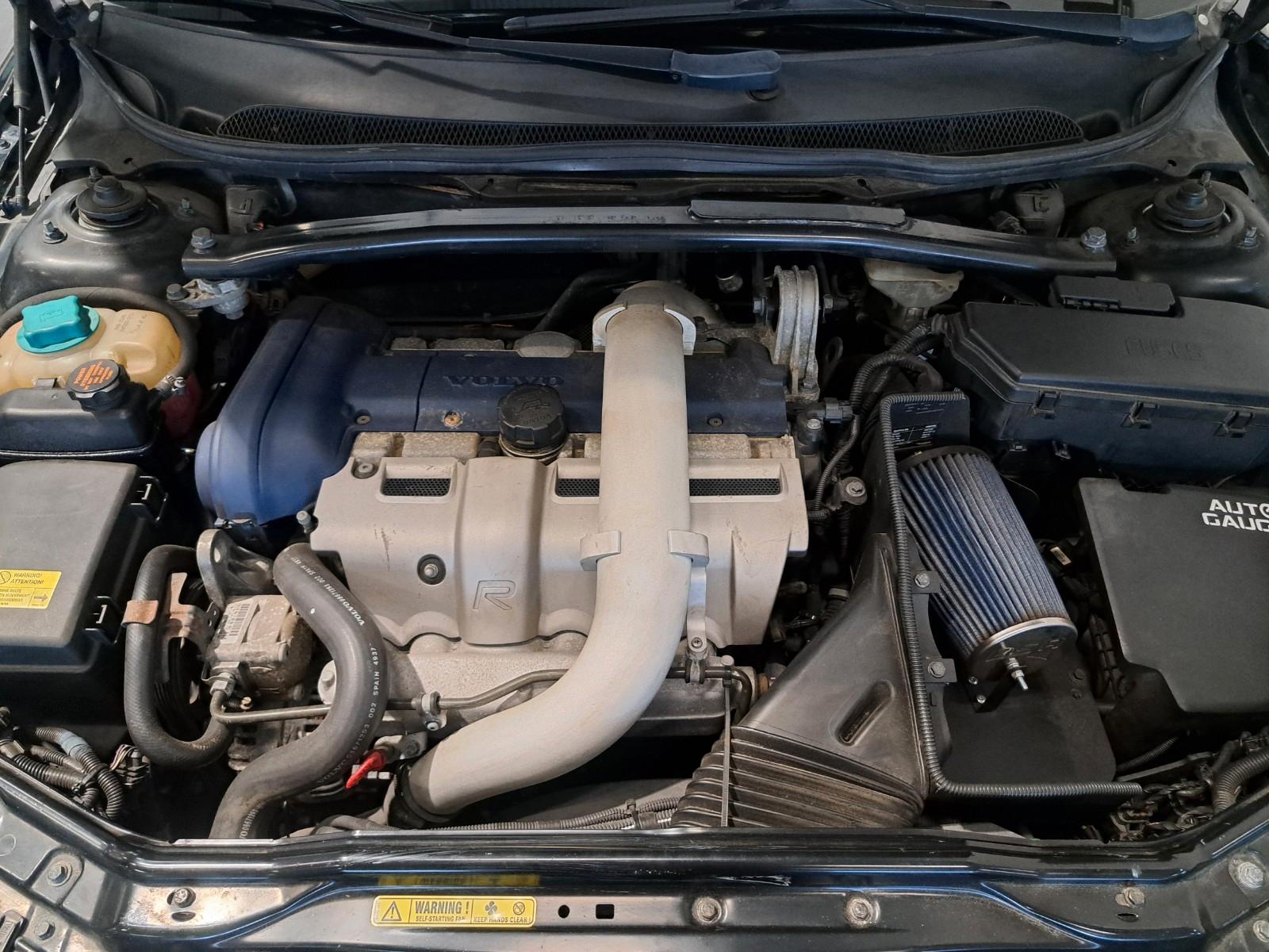 VOLVO S60 - R - 299 CV - BVA - TOIT OUVRANT