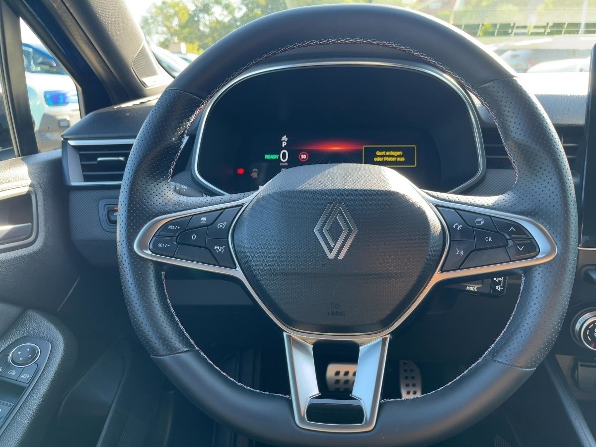 Fahrzeugabbildung Renault Clio Esprit Alpine Full Hybrid 145 360Kamera SHZ - mit KI generiert/bearbeitet