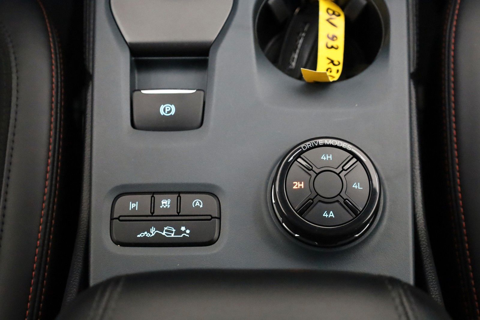 Fahrzeugabbildung Ford Ford Raptor e-4WD ,Techno.73,Rollo, AHK