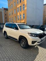 Toyota Land Cruiser (7 SITZER) - 2.8 D-4D TEC-Edition