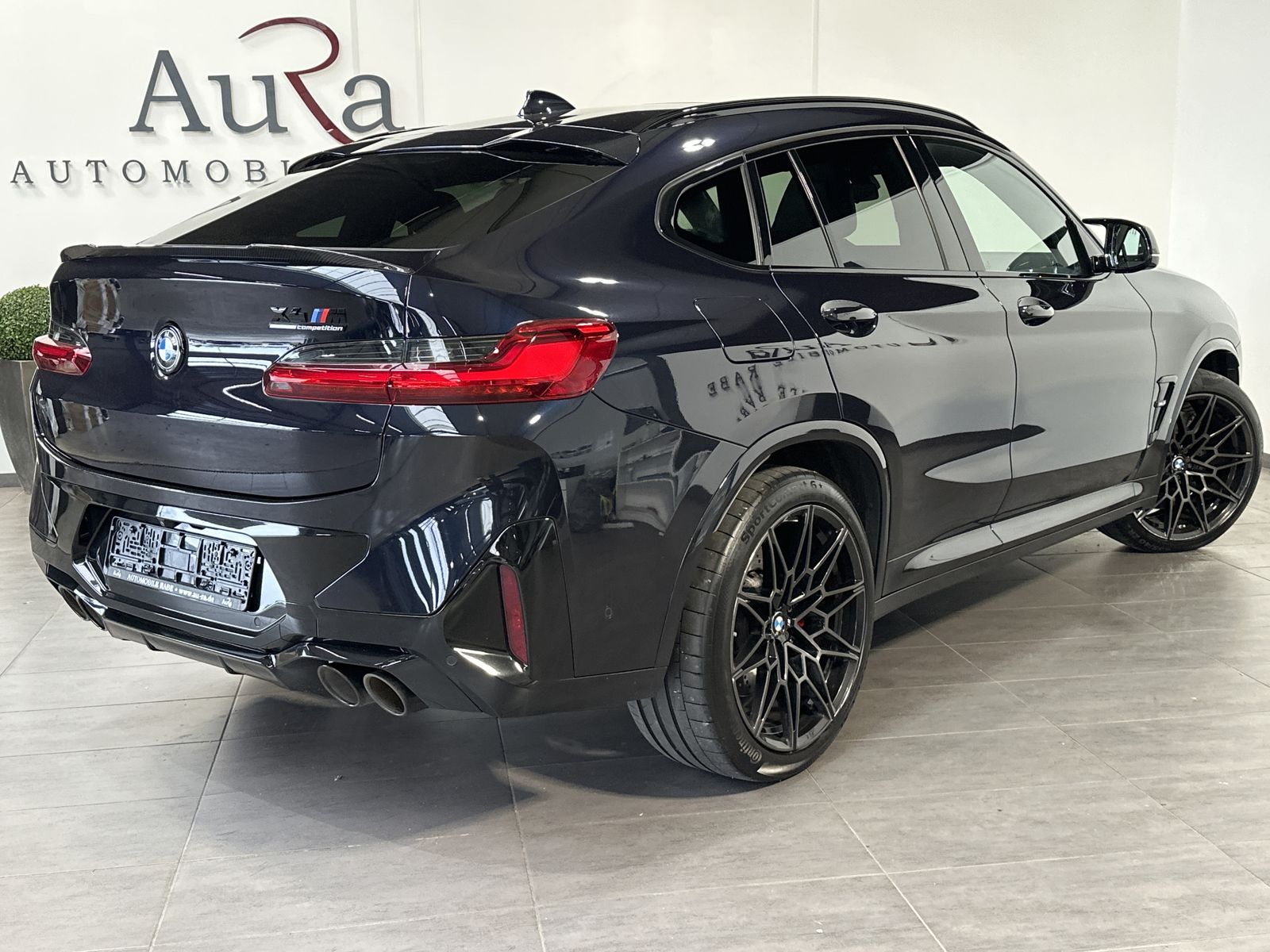 Fahrzeugabbildung BMW X4 M Competition NAV+LED+PANO+H&K+21ZOLL+KAM+1HD