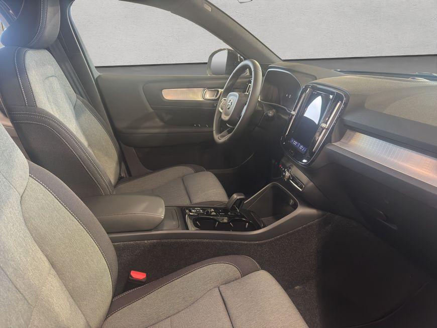 Volvo XC40 B3 B DKG Plus Dark 120 kW, 5-türig