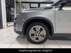 SUZUKI Vitara 1.4 /AUTOMATIK/KLIMAAUTOMATIK/SHZ/LED/ACC