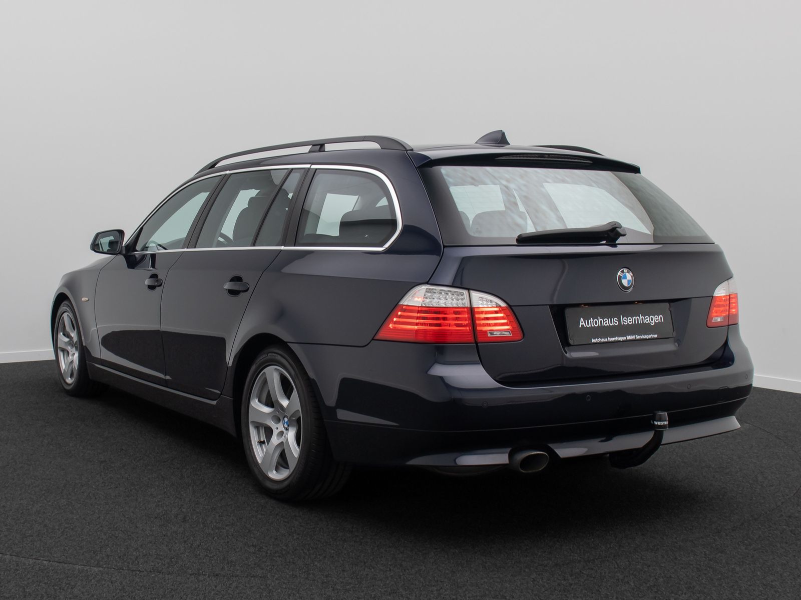 Fahrzeugabbildung BMW 520d Special Edition PDC NaviPro Memory Tempomat