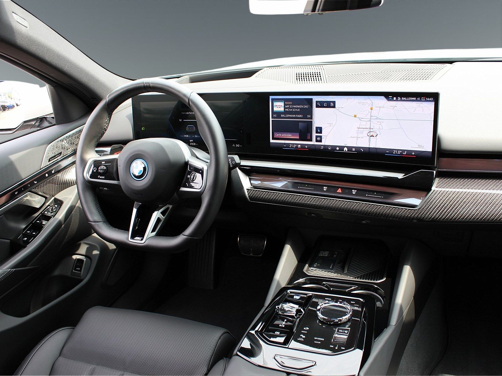 BMW i5 eDrive40 Touring M-Sport Pro "AHK 20"LM BW 22 foto 14