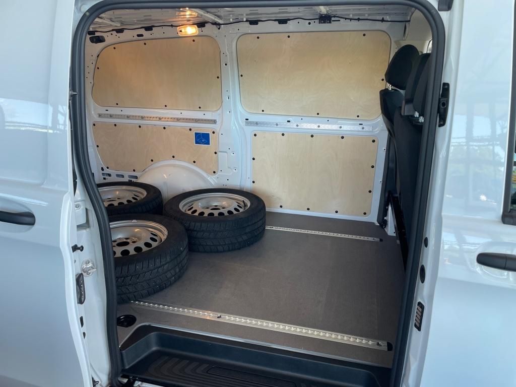 Fahrzeugabbildung Mercedes-Benz Vito 114 Kasten lang 4x4 AHK, LED, Distronic