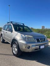 Nissan X-Trail 2.2 dCi Elegance 4x4 - gebrauchte Nissan X-Trail aus dem Jahr 2004