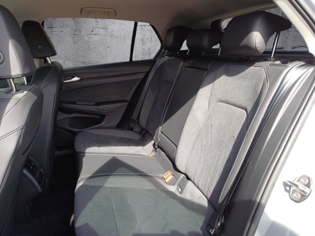 Golf 1.5 TSI Style ACC/AHK/NAVI/LED/SHZ/KLIMA/RF