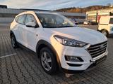 Hyundai Tucson Trend Mild-Hybrid 2WD-AUTOMATIK - Hyundai Unfallwagen