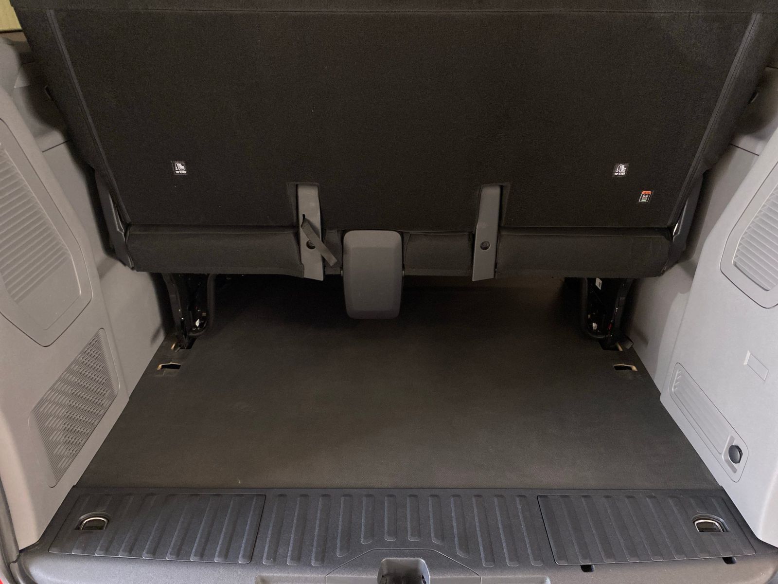 Volkswagen T7 Caravelle - Bild 12