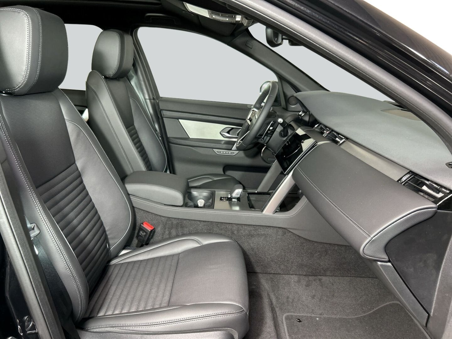 Land Rover Discovery Sport P270e Dynamic SE AWD 1.5 Hybrid  imagem 3