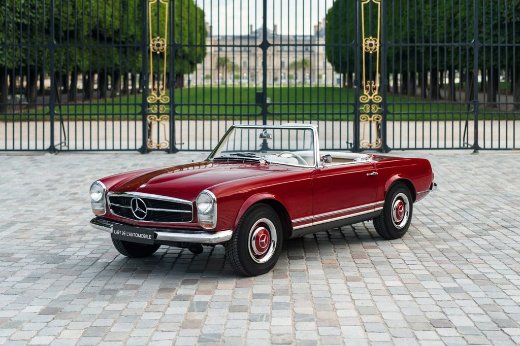 Mercedes-Benz SL 230