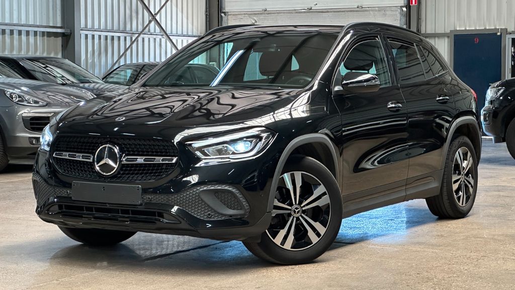 Image of Mercedes-Benz GLA 180