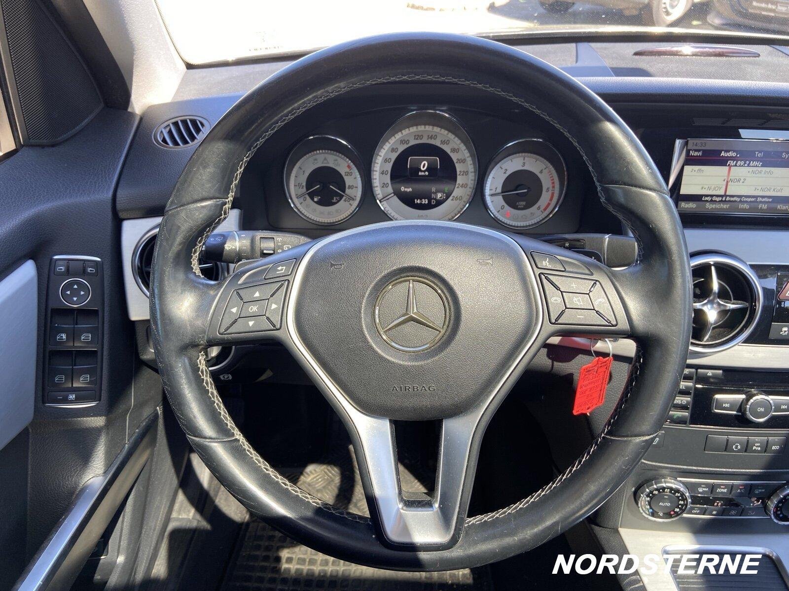 Mercedes-Benz GLK 200 CDI Panoramadach AHK Navi Automatik