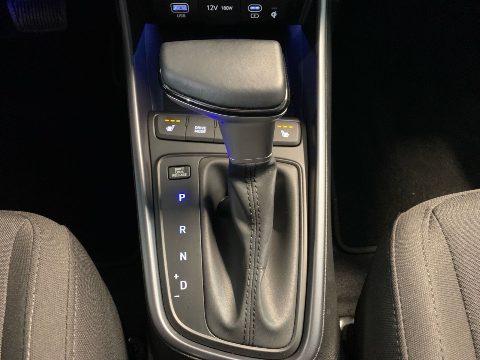 Fahrzeugabbildung Hyundai i20 1.0 T-GDI 7-DCT Trend Navi