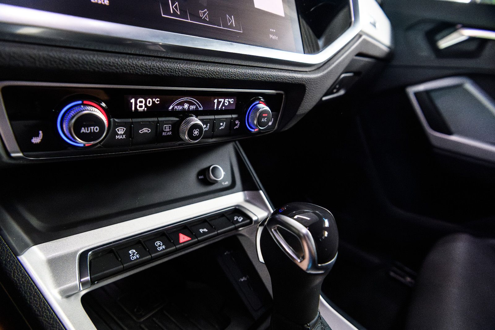 Fahrzeugabbildung Audi Q3 35 TFSI advanced +LED +elektr. Klappe