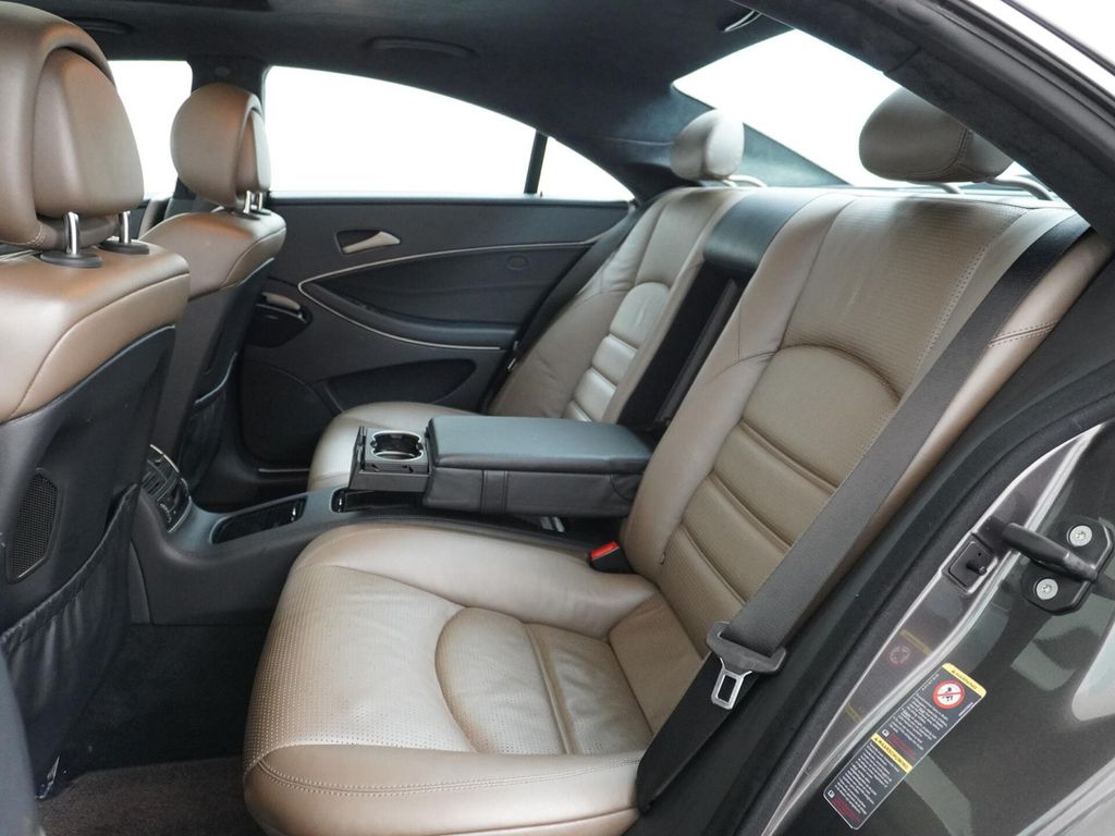 Mercedes-Benz CLS 55 AMG IWC edition + IWC original CLS 55 AMG
