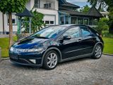 Honda Civic 5D 1.8i Sport Limousine - Honda Civic mit Benzin-Antrieb: 5d