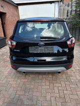 Ford Kuga 2,0 TDCi 2x4 110kW Trend Trend - Ford Kuga: Trend 4x2