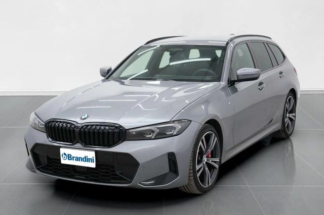 BMW 320d Touring mhev 48V xdrive M Sport auto