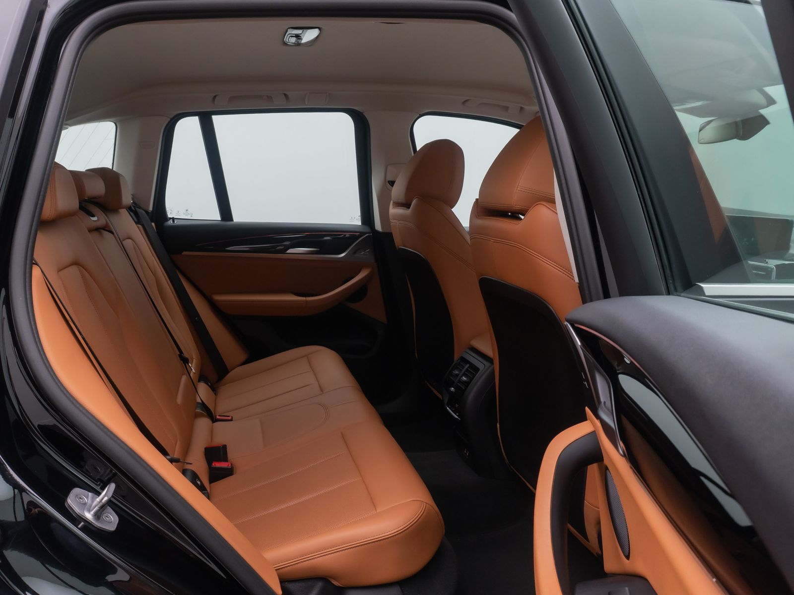 Fahrzeugabbildung BMW X3 xD30e Kamera DAB Sportsitz AHK Leder 18Zoll
