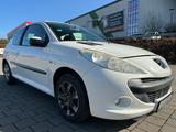 Peugeot 206 + Street Racing 1.4*KLIMA*EURO5*MFL*8FACH* - Peugeot 206: Weiß