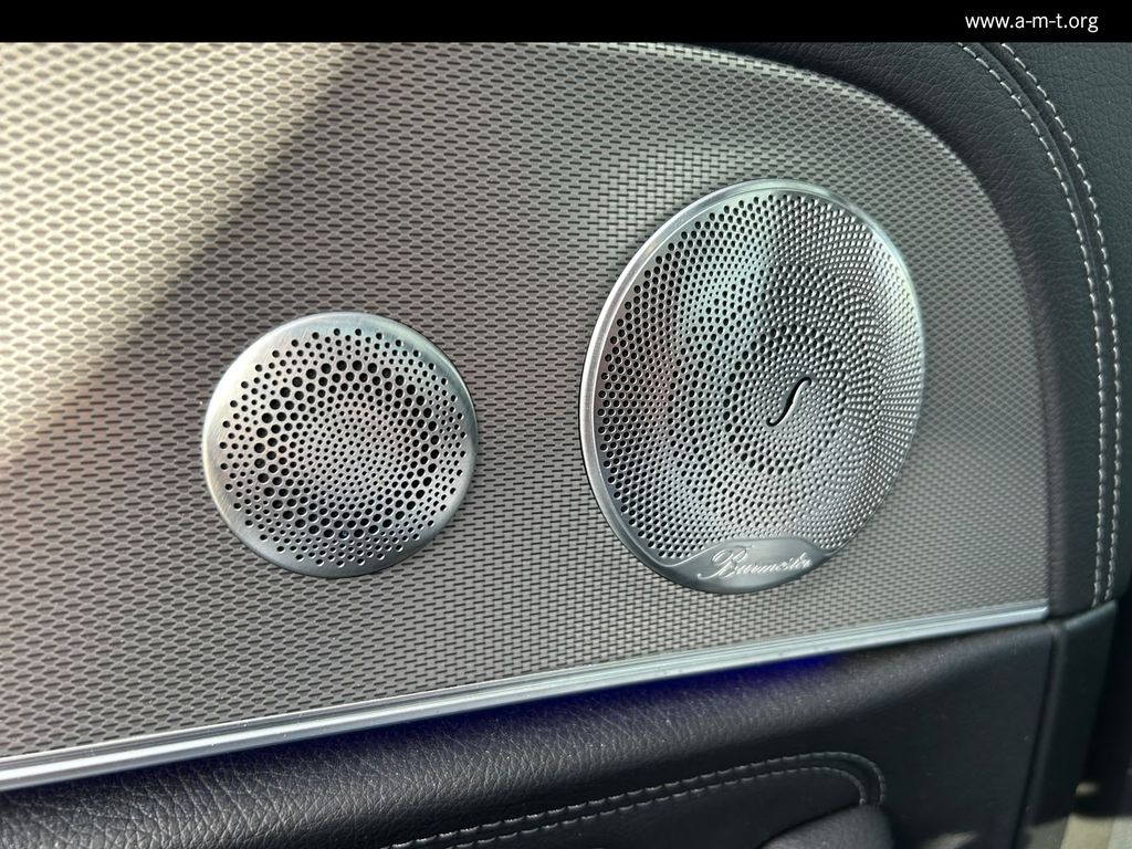 MERCEDES-BENZ E 400