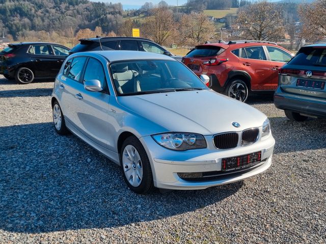 BMW 116 Baureihe 1 Lim. 116i SHZ/PDC vorne u.hinten/