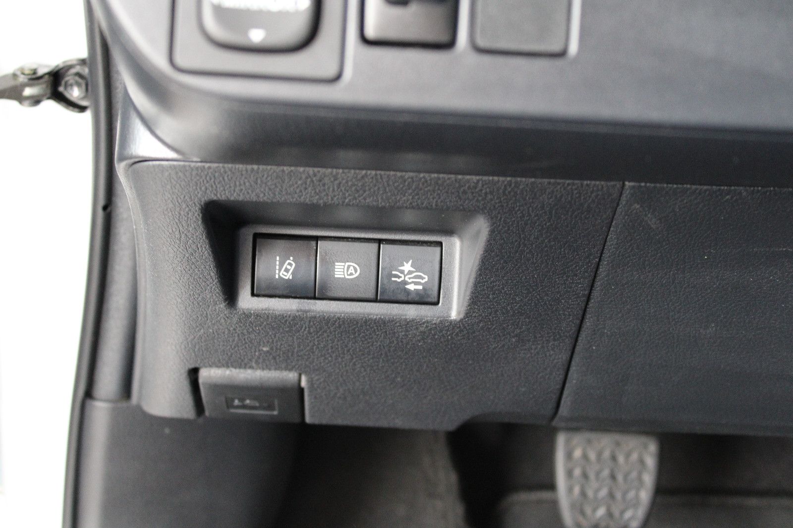 Fahrzeugabbildung Toyota Yaris Comfort 1,5 L 6-Gang *CarPlay*Kamera