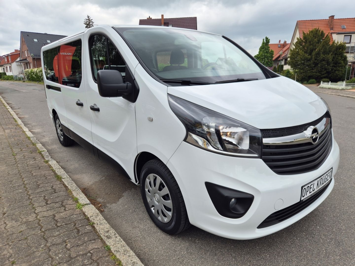 Fahrzeugabbildung Opel Vivaro B Kasten Kombi Combi L2H1 2,9t