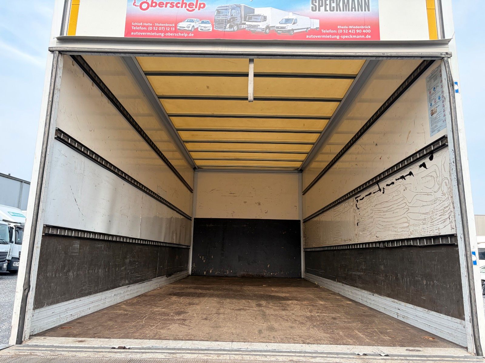 Fahrzeugabbildung Mercedes-Benz Atego 818 L Koffer LBW Klima Automatic