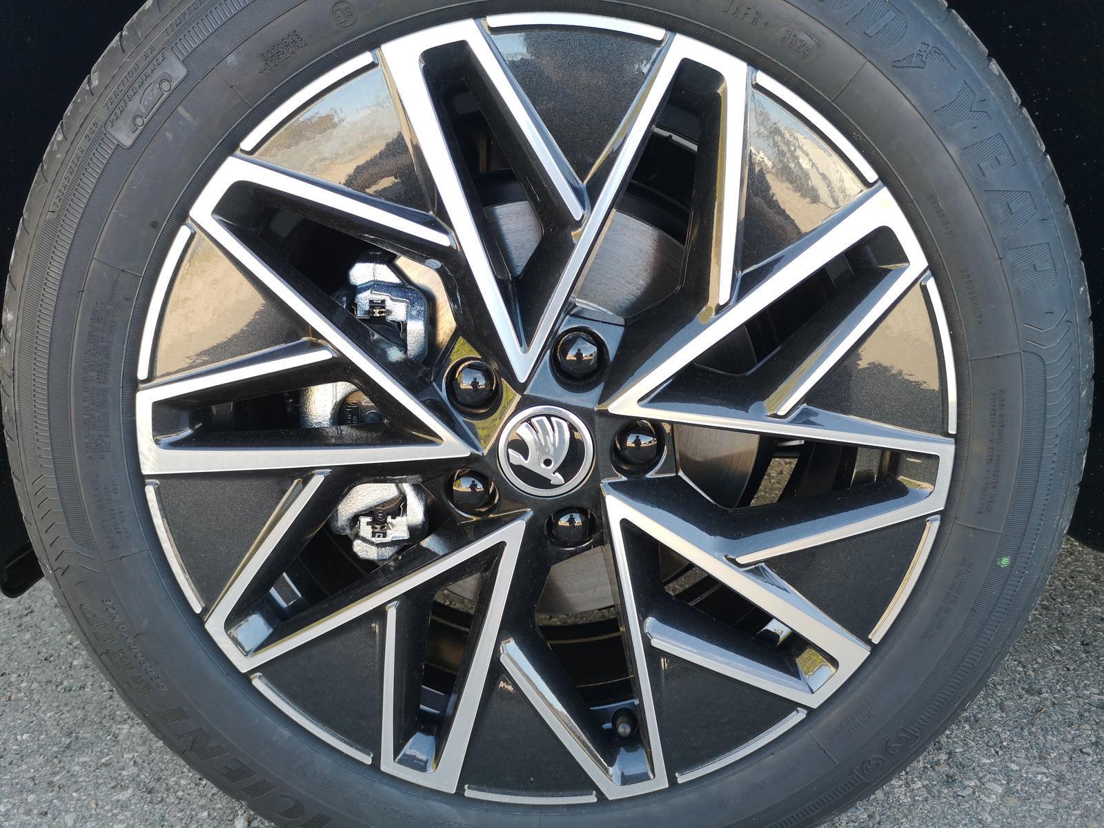 Skoda Octavia Combi 1.5 TSI mHEV 110 kW Selection K...