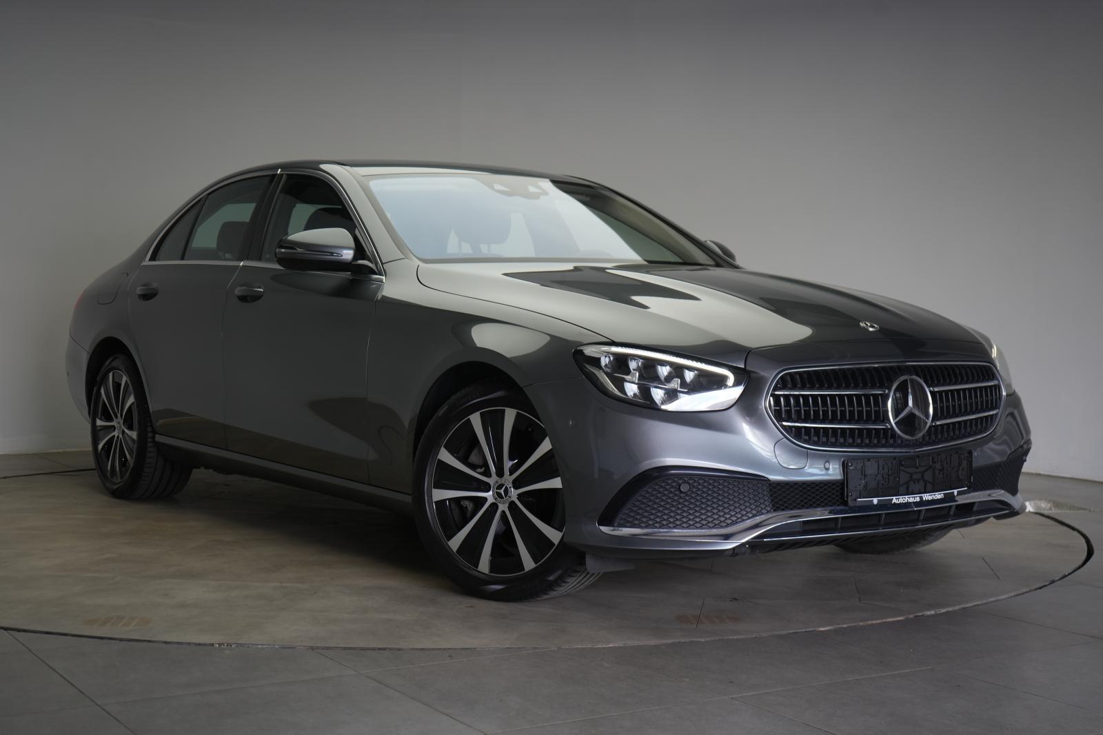 Mercedes-Benz E 300 de 9G-Tronic Avantgarde Distronic/Kamera/B