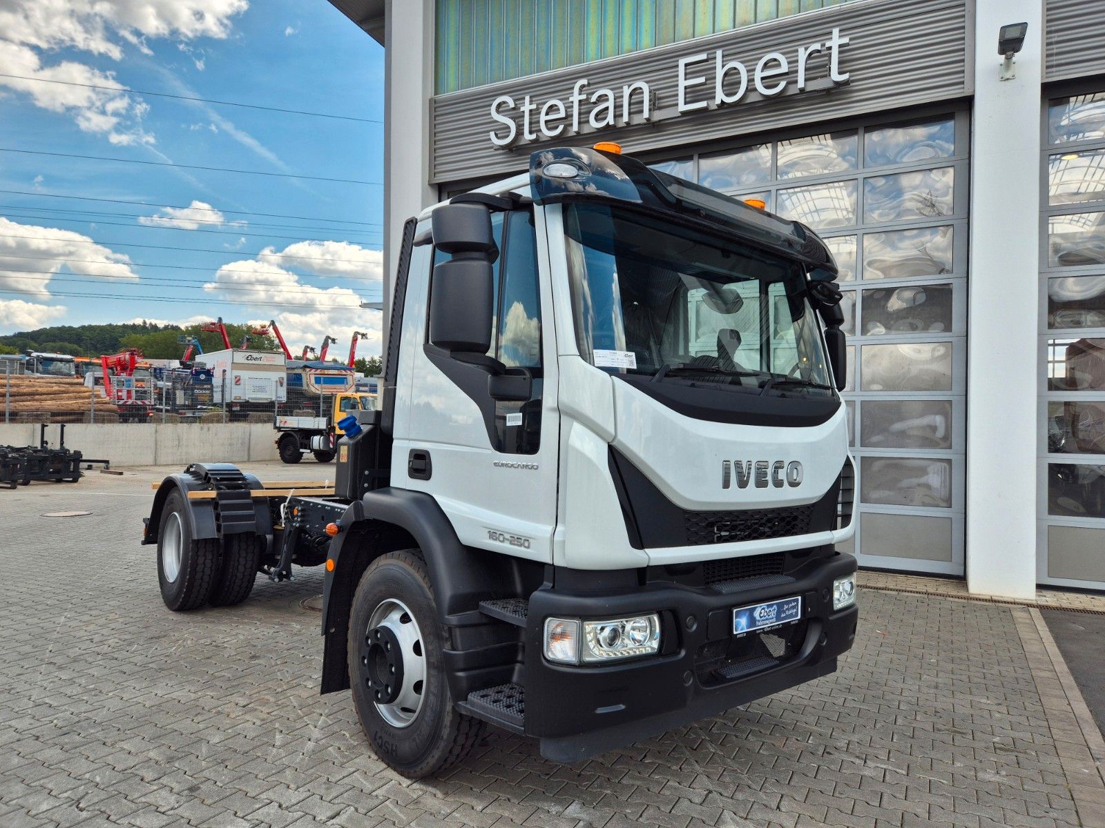 Fahrzeugabbildung Iveco Eurocargo ML160E25/P EVI_E 4x2 RHD Rechtslenker