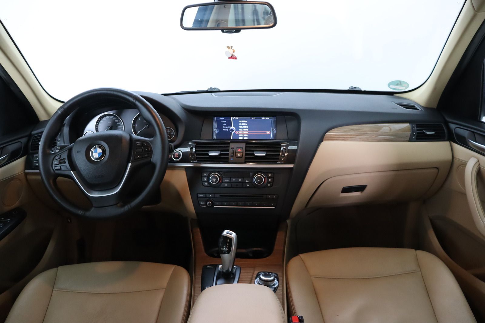 Fahrzeugabbildung BMW X3 xDrive20d * Leder * Navi * Tempo
