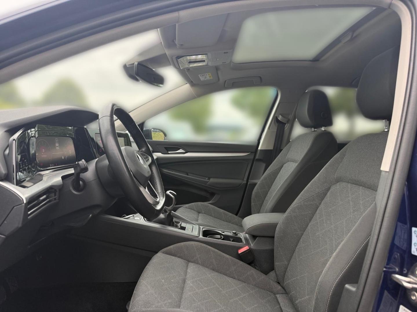 Volkswagen Golf 8 VIII Life 1.0 TSI El. Panodach Navi