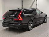 Volvo V90 Momentum Pro Matrix/Nav/H-K/AHK/SHZ/Kam/19LM - Volvo V90 Momentum mit Benzin-Antrieb