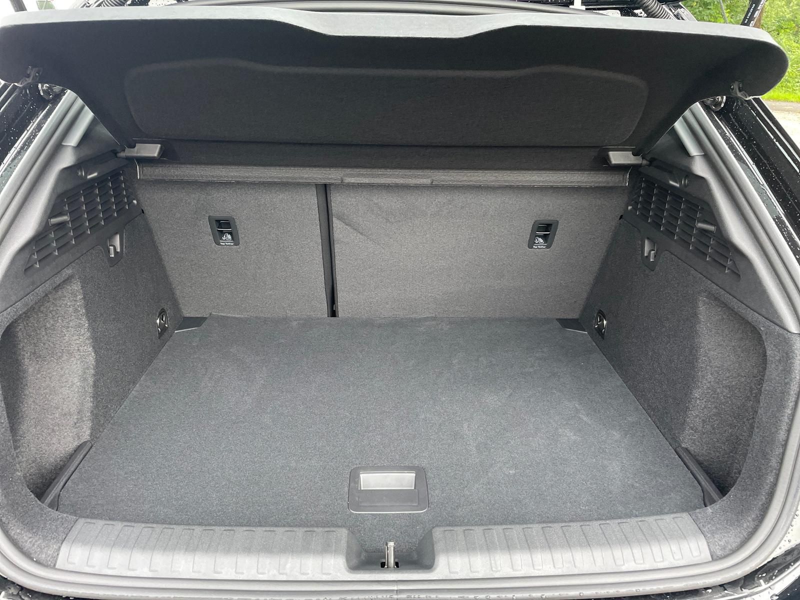 A3 35 TFSI basis 1.5 TSI  RFK SHZ NAVI GRA