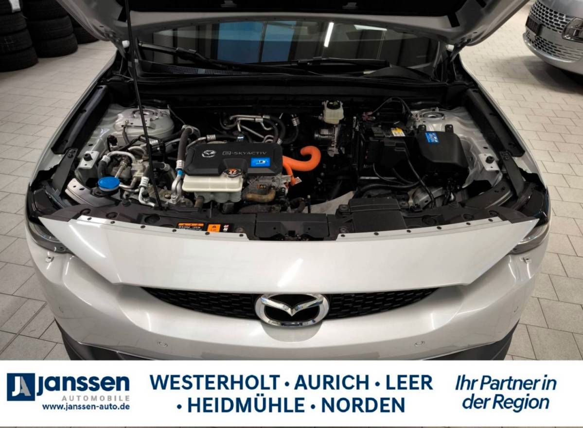Fahrzeugabbildung Mazda MX-30 e-SKYACTIV
